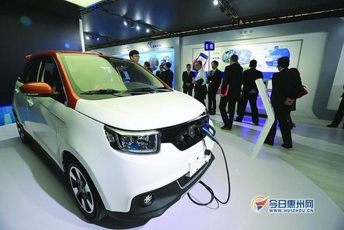 德赛西威科技馆内展示的公司最新研发的新能源汽车——电咖汽车.